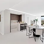 Elegant In Puerto Banus By Emg Homes 公寓