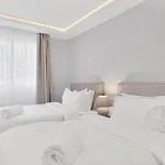 Elegant In Puerto Banus By Emg Homes * Марбелья