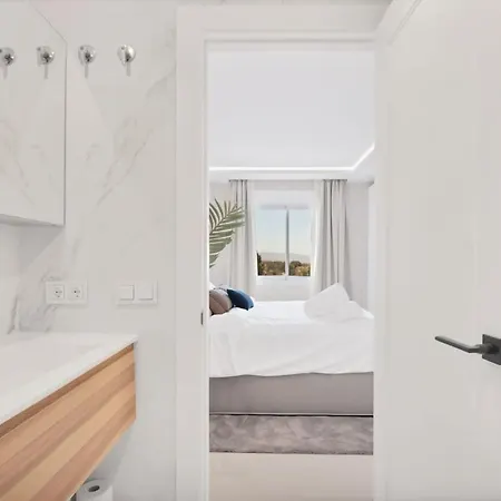Apartment Elegant In Puerto Banus By Emg Homes