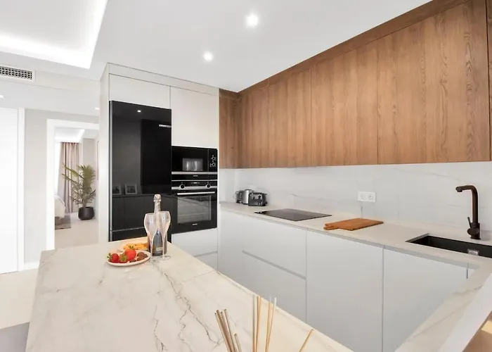 Elegant In Puerto Banus By Emg Homes *