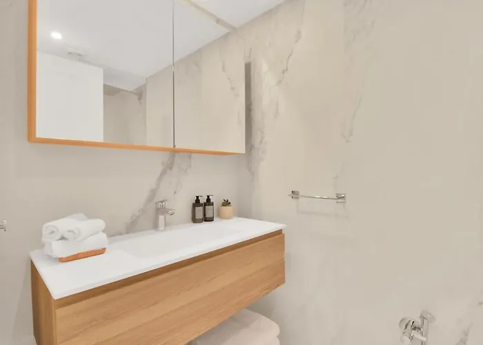 Elegant In Puerto Banus By Emg Homes * Марбелья